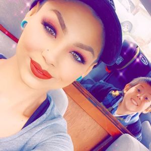 Meet your Posher, Shauntae